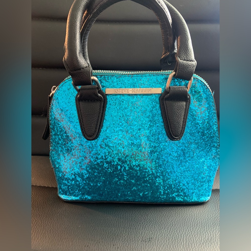 STEVE MADDEN BLUE SATCHEL BAG
